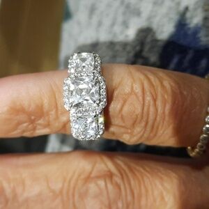 AUTHENTIC GENUINE DIAMONELLE TYCOON CZ ENGAGEMENT RING 6 signed 💝
